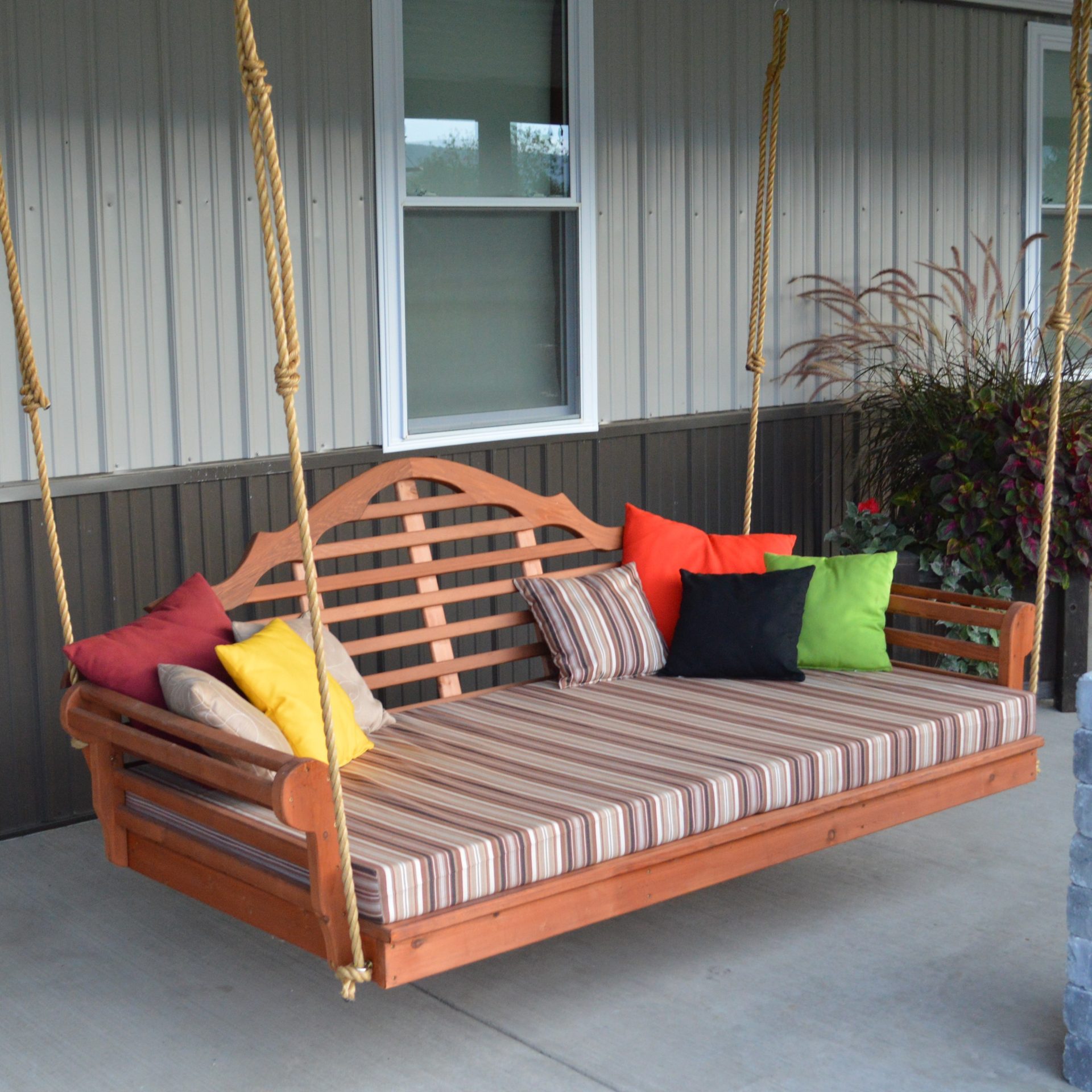A&L Furniture Cedar Marlboro Swingbed-Multiple Sizes